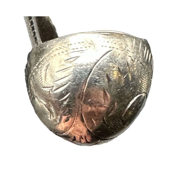 Sterling Silver 925 Dome Ring with Floral Etched Design - Picture 6 of 11